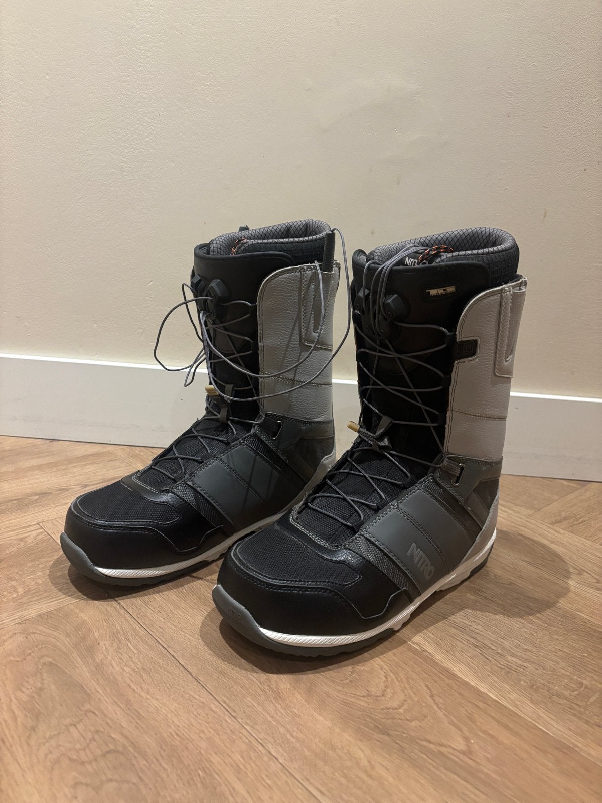 Snowboardset Nitro Anthem TLS boots + Smith I/OX bril + helm, Overige merken, Snowboots, Ophalen of Verzenden, Zo goed als nieuw
