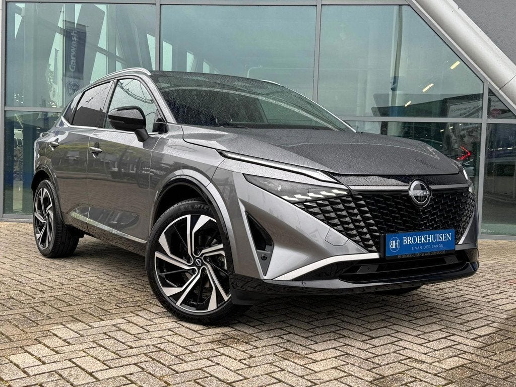 Nissan Qashqai 1.3 MHEV Xtronic Tekna Plus 158pk Massage sto, Auto's, Nissan, Zwart, 4 cilinders, Bedrijf, Hybride Elektrisch/Benzine