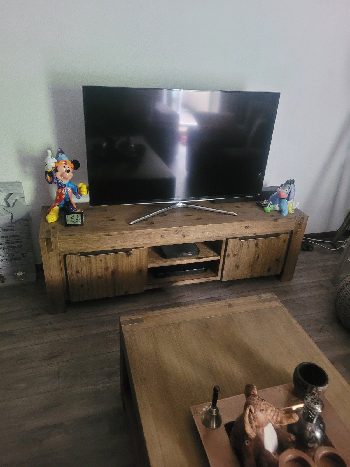 salontafel en tv kast en kast zelfde collectie acaciahout, Ophalen