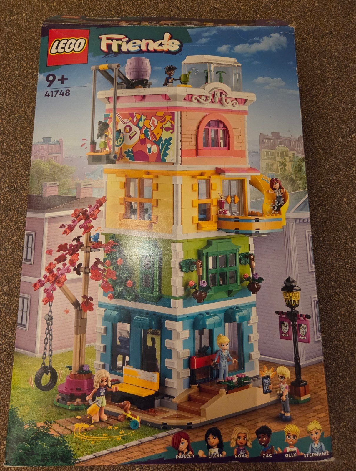LEGO Friends 41748 Heartlake City Community Center