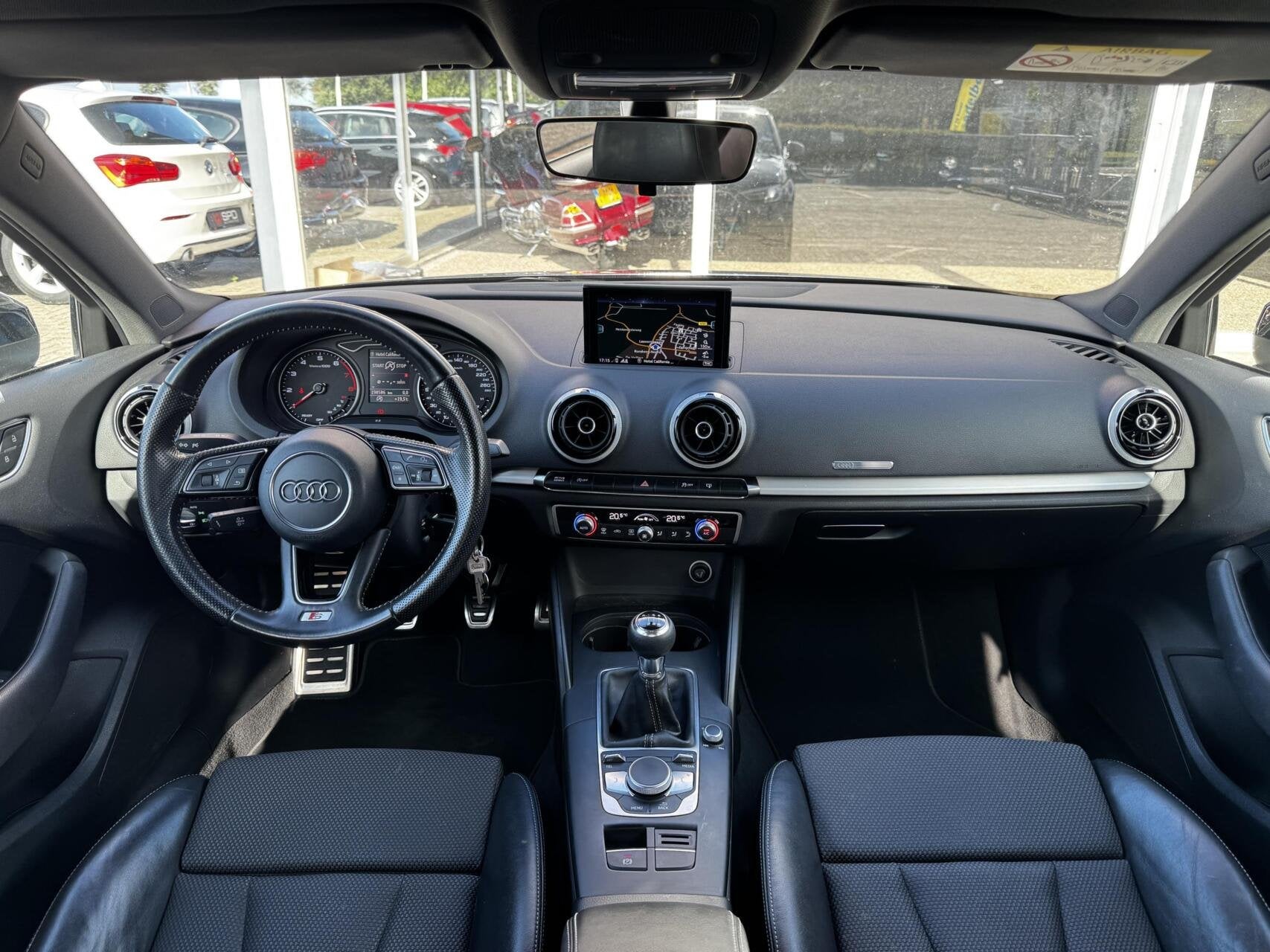 Audi A3 Limousine 1.0 TFSI 3x S-Line|19"RS|Sfeerve|116PK|PDC, Auto's, Voorwielaandrijving, 1160 kg, Gebruikt, Origineel Nederlands