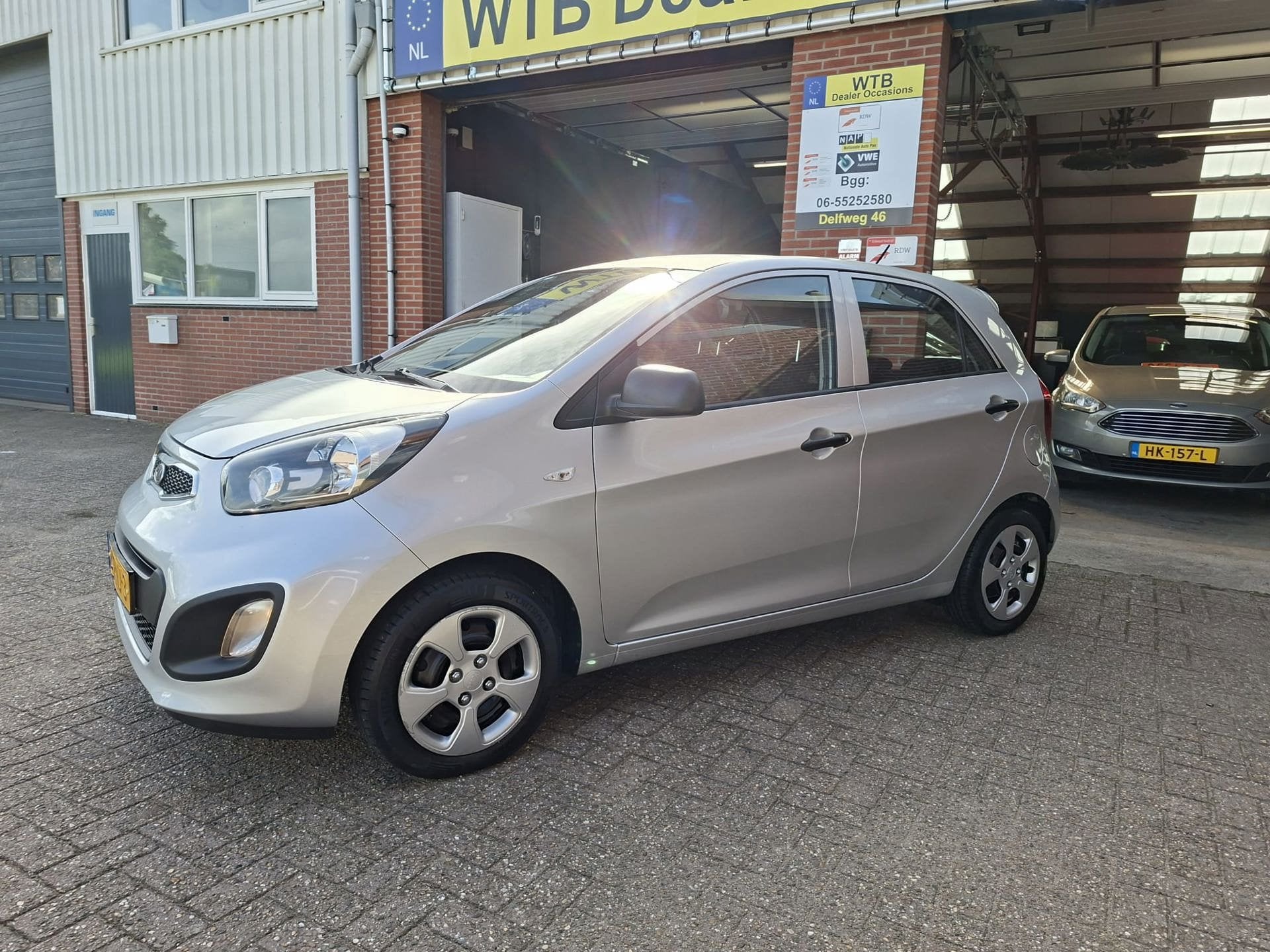 Kia Picanto 1.0 CVVT Comfort Pack Dealer oh, Nw. APK, Airco, Voorwielaandrijving, Stof, Gebruikt, Zwart