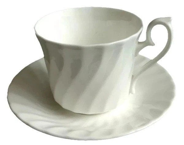 Delfesta Staffordshire Engeland kop en schotel wit H6, Coolsingel 104, 3011 AG Rotterdam, Netherlands, Zo goed als nieuw, Noidea@gmail.com