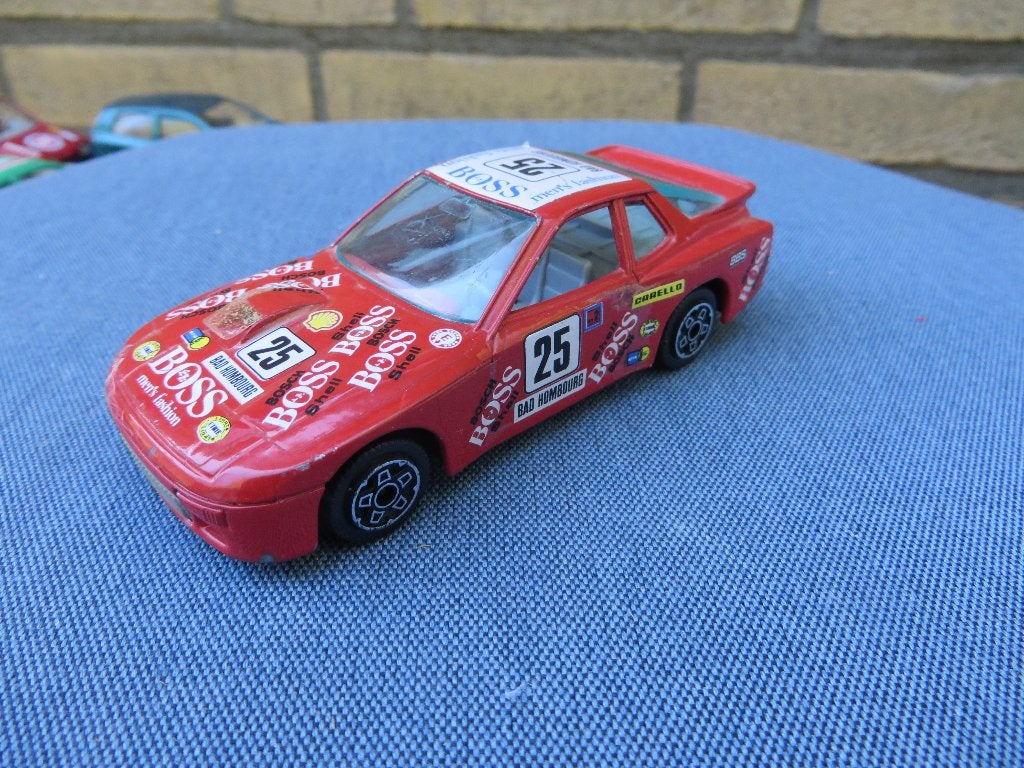 Burago Porsche 924 Turbo ROOD, Ophalen of Verzenden, Zo goed als nieuw, Auto, Overige merken
