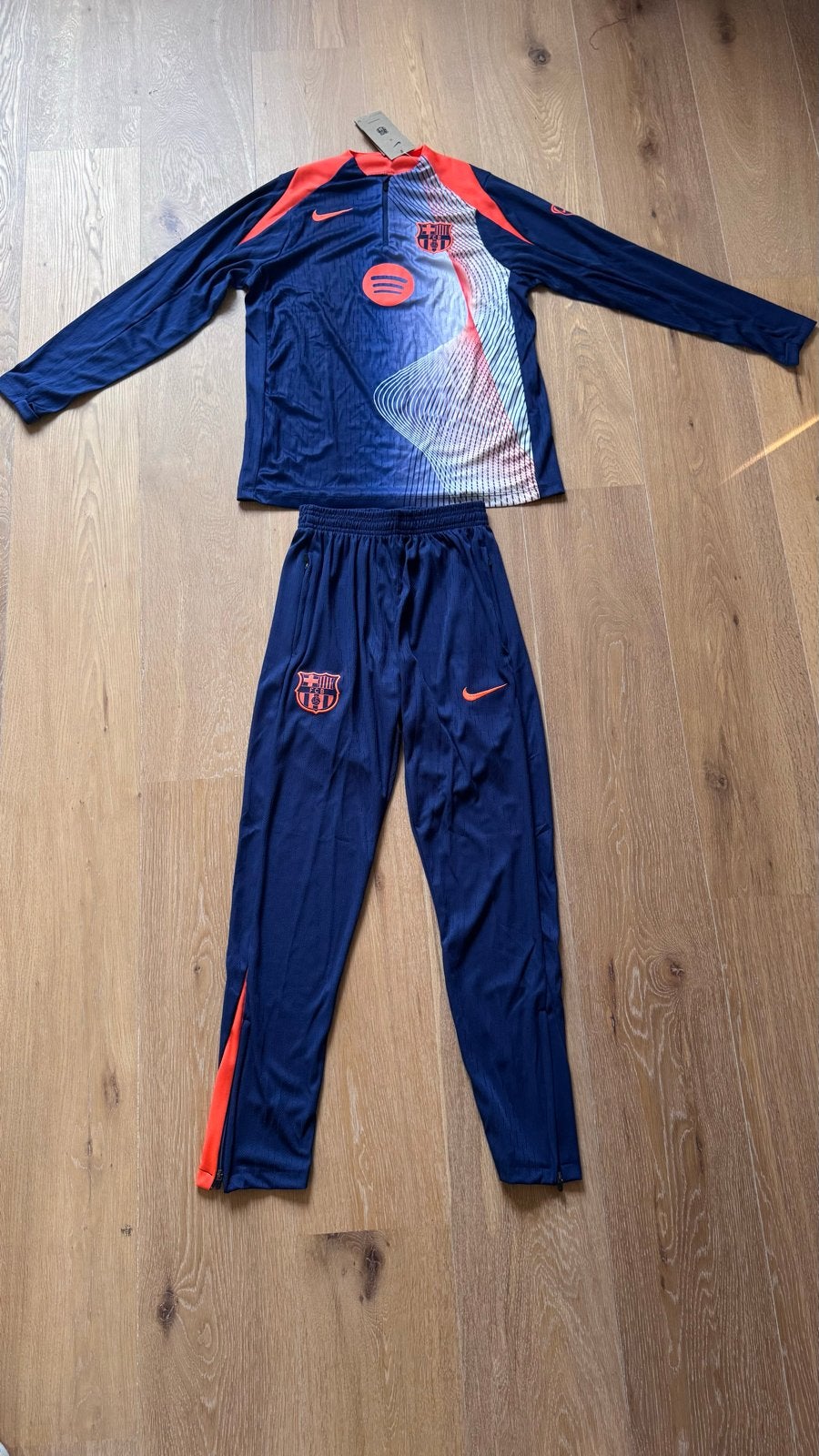 FC Barcelona Trainingspak - Nike Dri-FIT ADV maat 164, Overige maten, Zo goed als nieuw, Voetbal, Verzenden