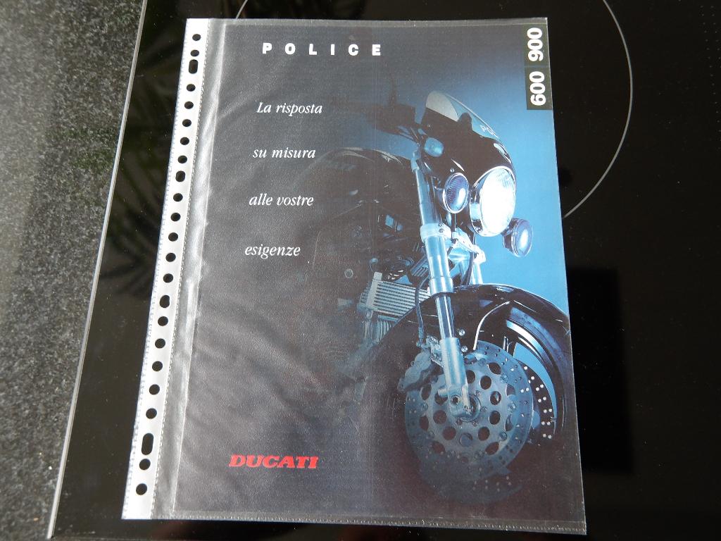 folder Ducati Police 600 900, Ophalen of Verzenden, Ducati