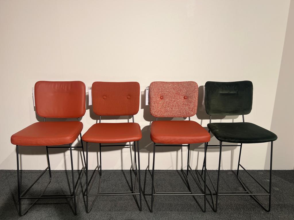 4x Bert Plantagie Kiko barkrukken, Huis en Inrichting, Barkrukken, Ophalen, Met voetsteun, 60 tot 90 cm, Nieuw