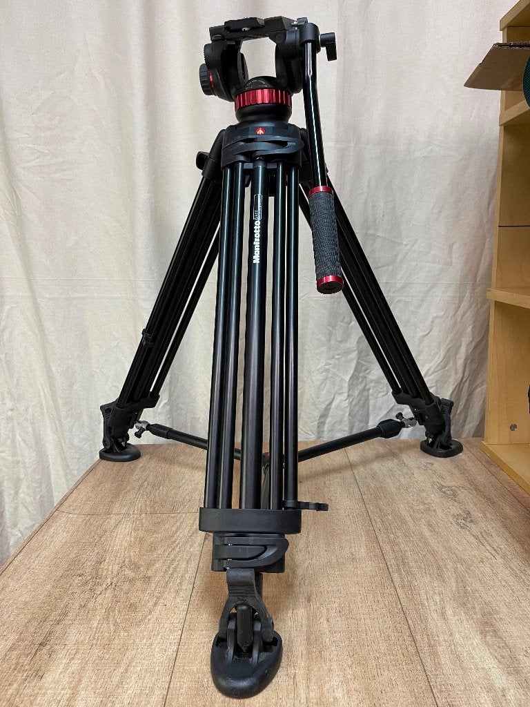 Manfrotto 546B statief + Manfrotto MVH502A vloeistofkop+Tas, N, Manfrotoo, N, Zo goed als nieuw