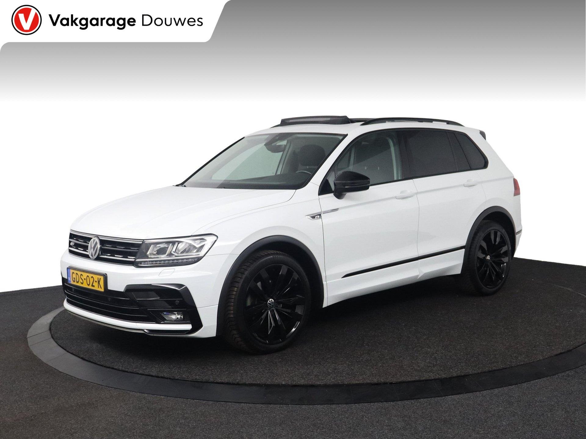Volkswagen Tiguan 1.5 TSI R-Line Business+ |Pano|ACC|DOH, Auto's, Automatische klimaatregeling, Stof, 4 cilinders, 150 pk