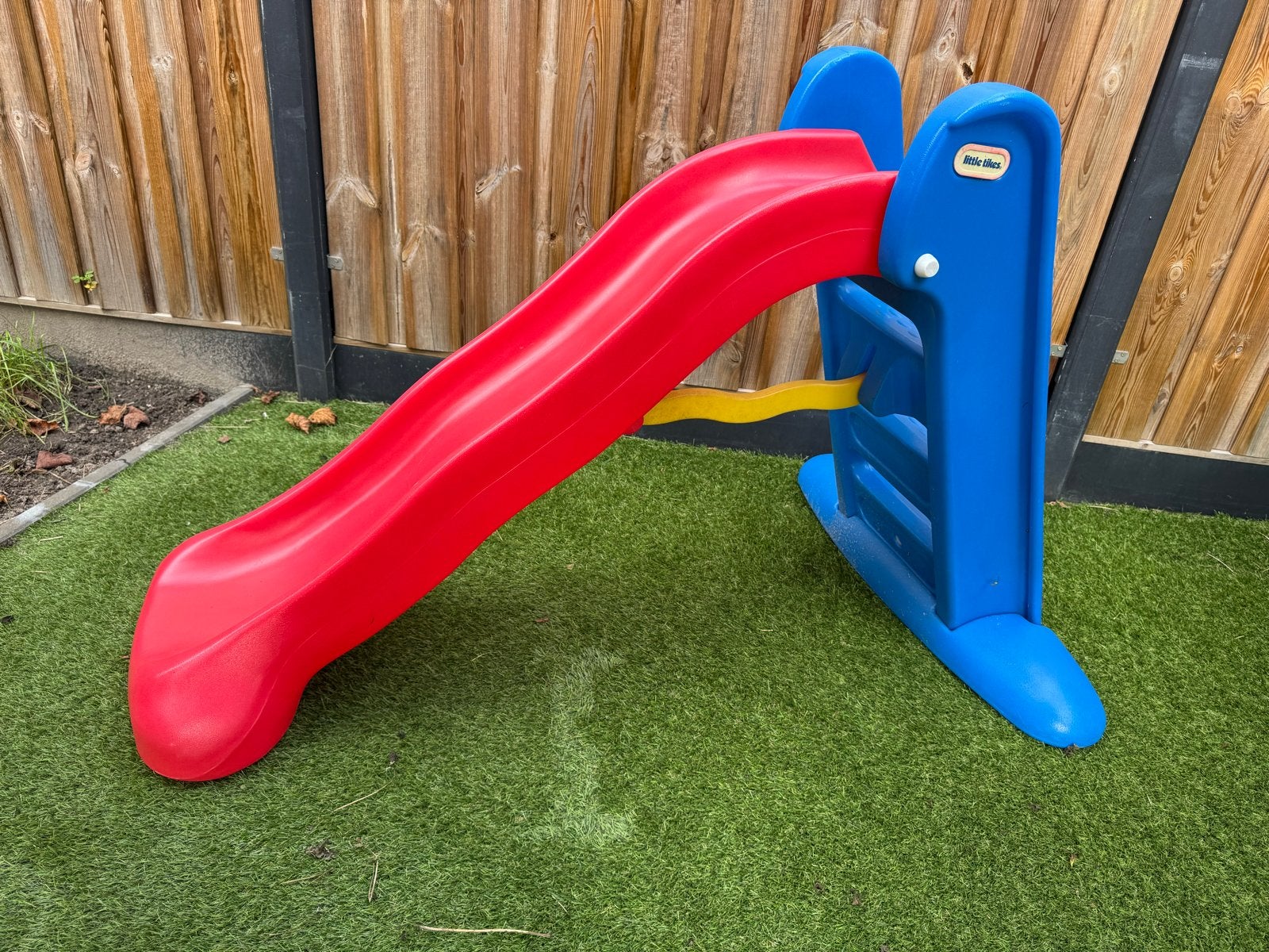 Mooie Little Tikes Glijbaan - Perfect voor Peuters, Kinderen en Baby's, Ophalen, Gebruikt, Glijbaan