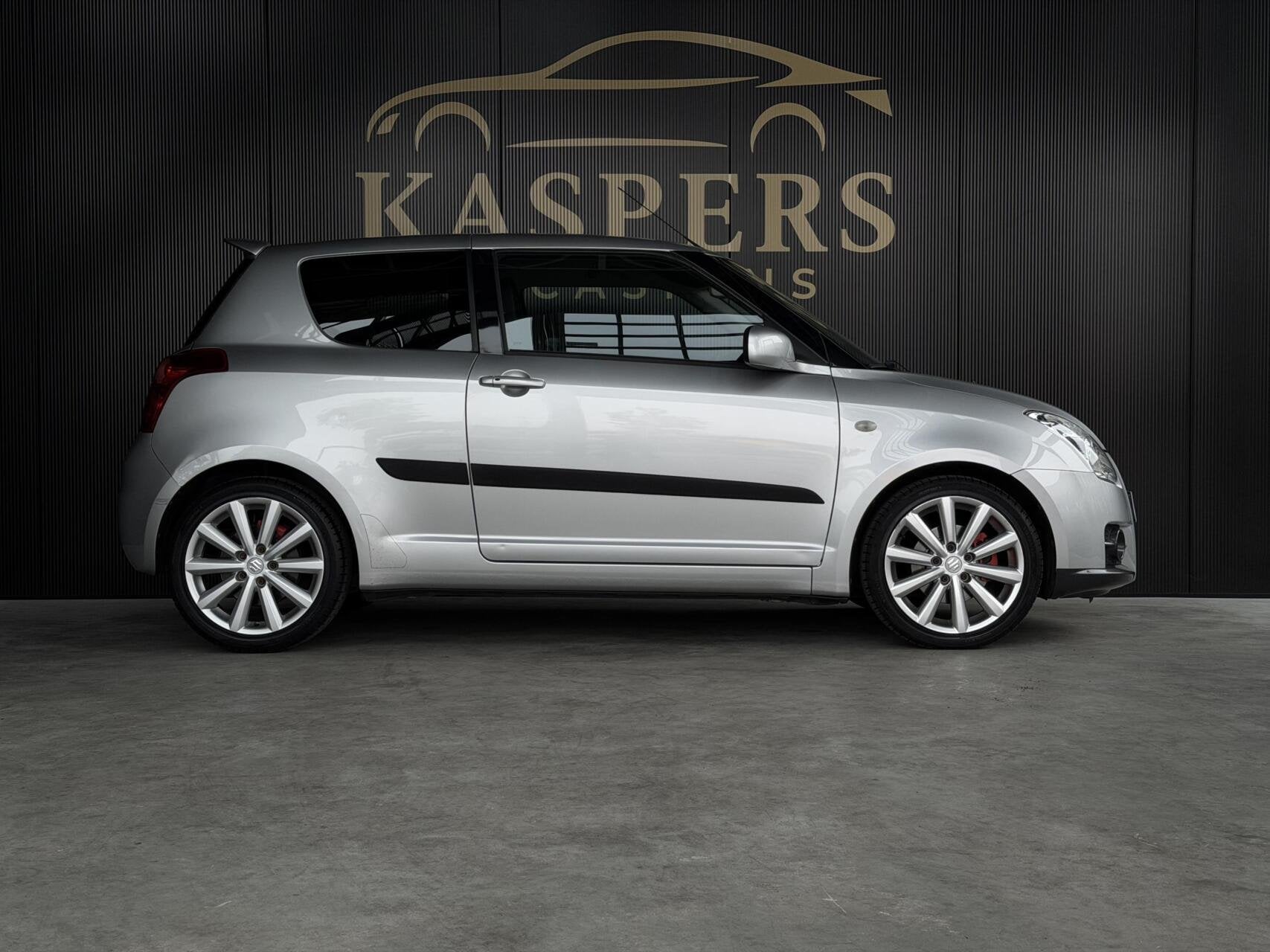 SUZUKI SWIFT 1.6 SPORT 125ch - JANTES 17" - SIÈGES SPORT - CLIMATISATION AUTOMATIQUE - DÉMARRAGE SANS CLÉ - AILERON