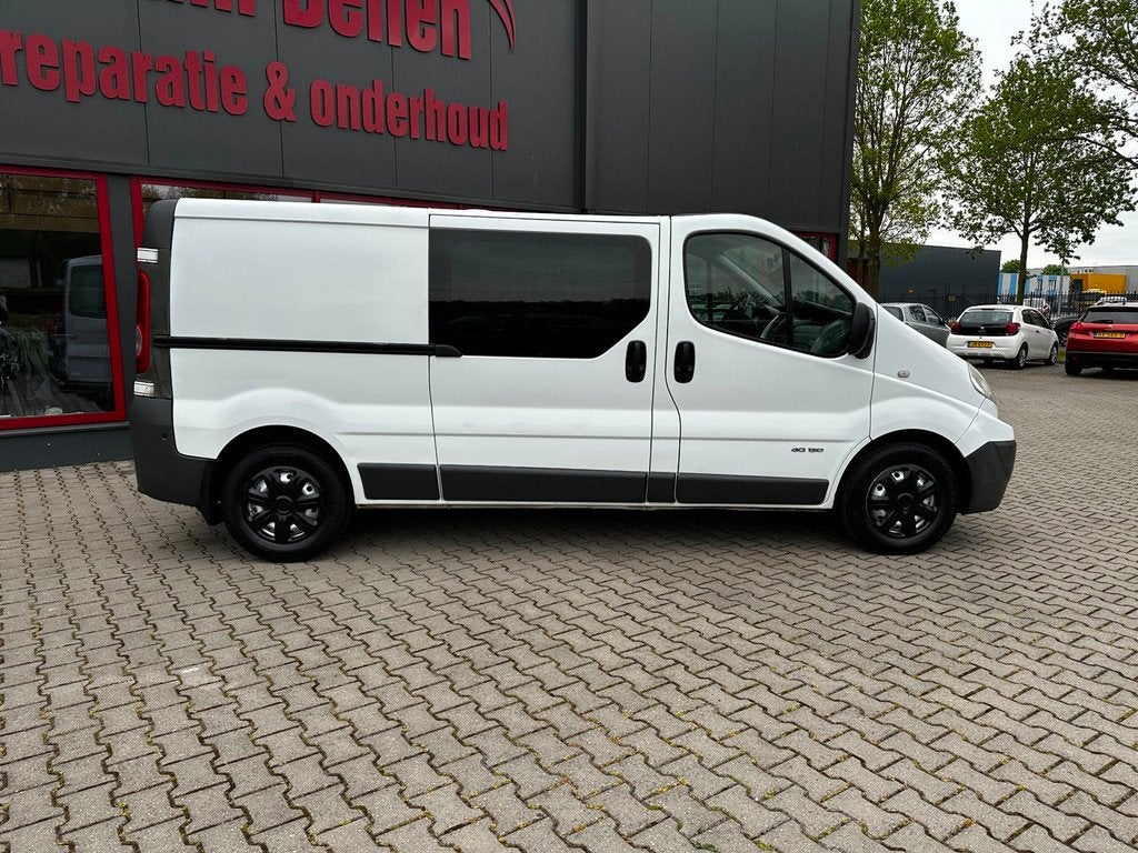 Renault Trafic 2.5 dCi T29 L2H1 DC / DUBBELE CABINE / AIRCO, Voorwielaandrijving, Euro 5, Gebruikt, Renault