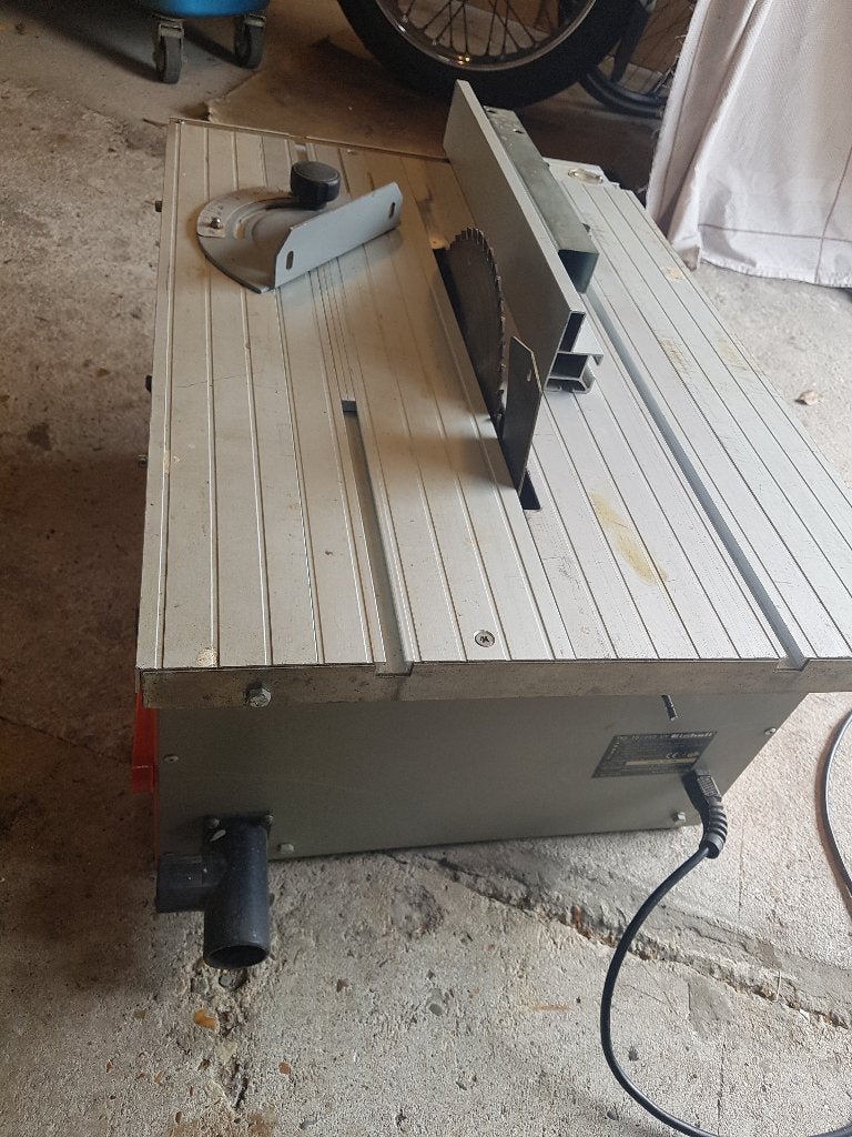 Einhell TKS 15/250 UV, Gebruikt, Cirkelzaag, 70 mm of meer, Einhell