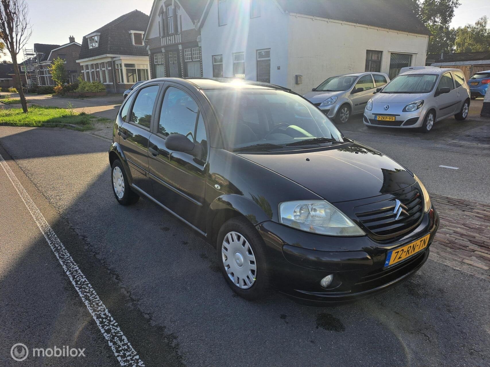 Citroen C3 1.4i Attraction nwe apk, Auto's, Voorwielaandrijving, Zwart, Bedrijf, Handgeschakeld