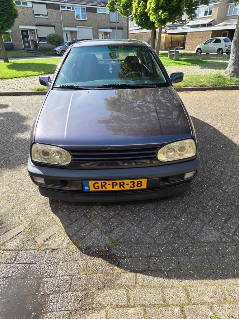 Volkswagen Golf 2.0 GTI 16V 110KW E2 1993 5-deurs, Auto's, Volkswagen, Voorwielaandrijving, 1139 kg, 1984 cc, 49 €/maand