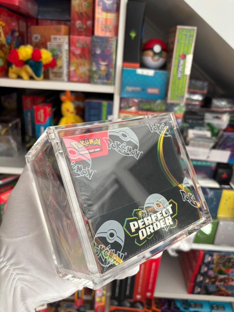 Boosterbox Acryl Acrylic Magnetic Case 8MM -Pokémon (BB), Ophalen of Verzenden, Zo goed als nieuw, Boosterbox