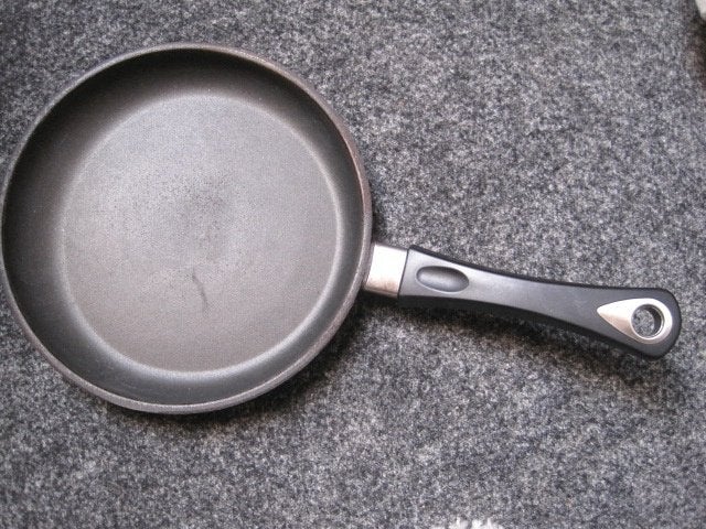koekenpan 30 cm. Select cuisine. Gebruikt. Ziet er goed uit., Koekenpan, Gebruikt, Ophalen of Verzenden, Rvs