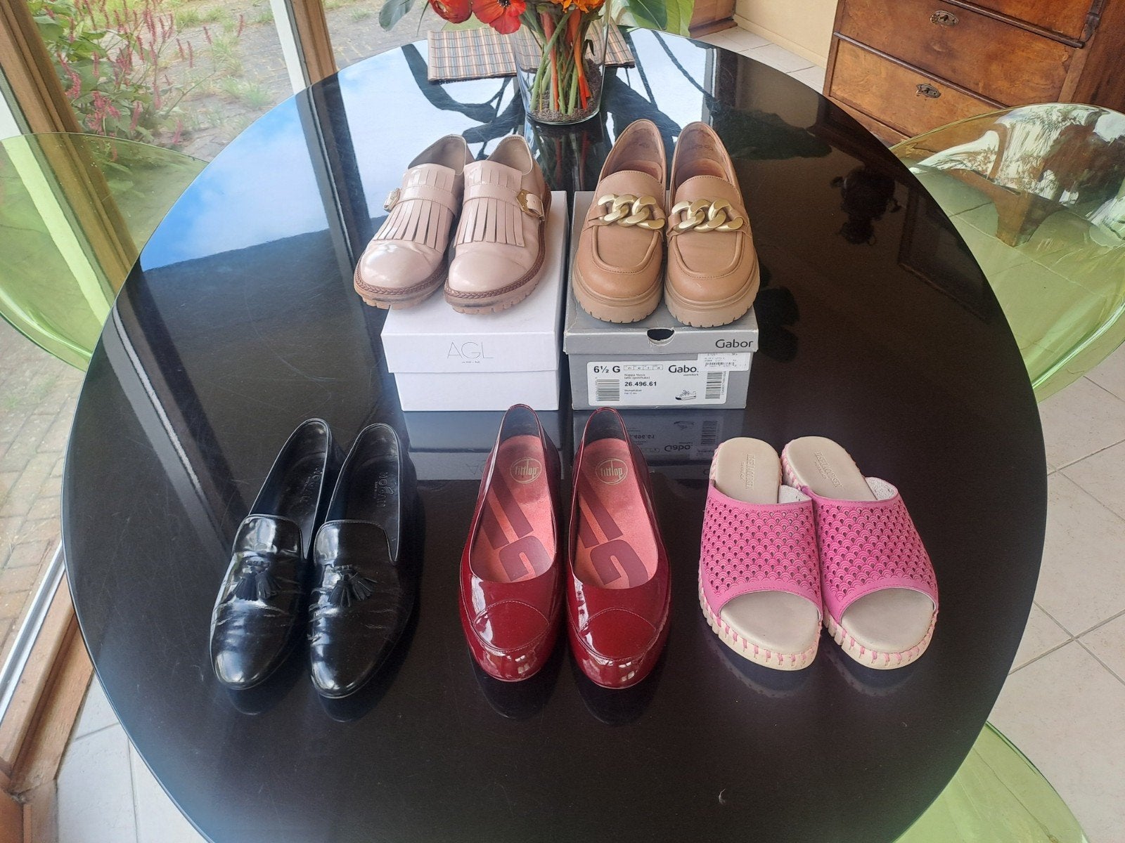 Diverse zo goed als nieuwe damesschoenen - Maat 40, Ophalen of Verzenden, Zo goed als nieuw, Overige kleuren, Sneakers of Gympen