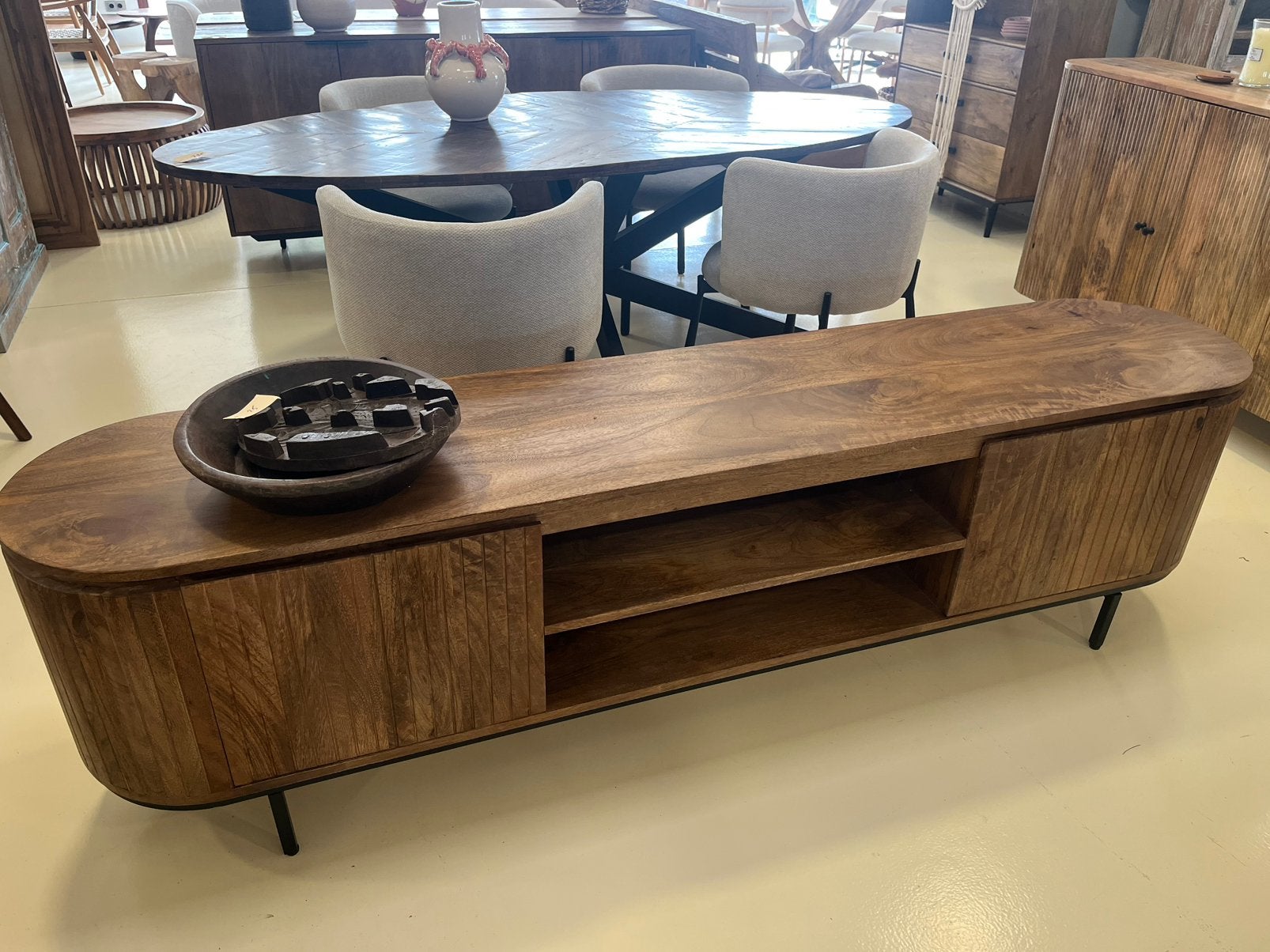 Magazijn leegverkoop tv meubel retro Remi mangohout ribbel, Hout, Nieuw, Ophalen of Verzenden, Info@wkhome.nl