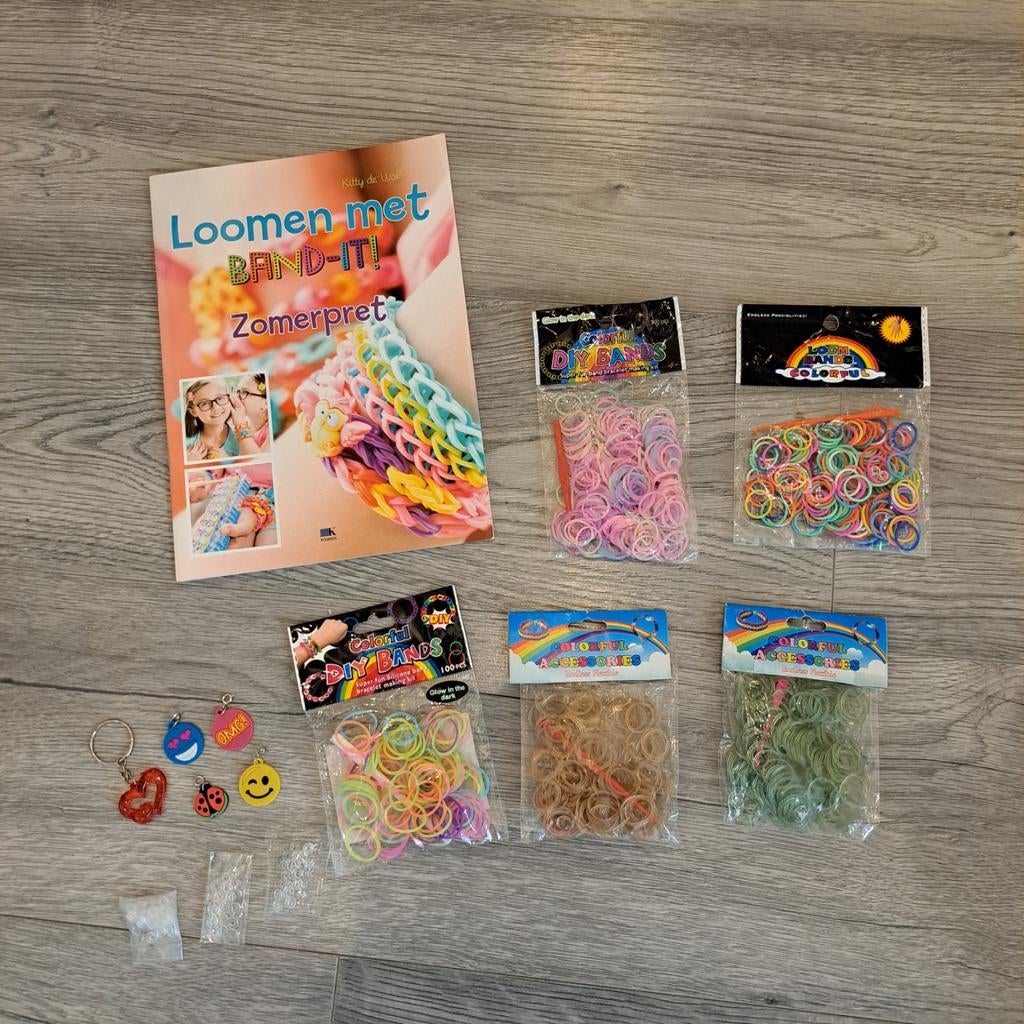 Complete loomset inclusief boek 'Loomen met BAND-IT!, Ophalen of Verzenden, Nieuw