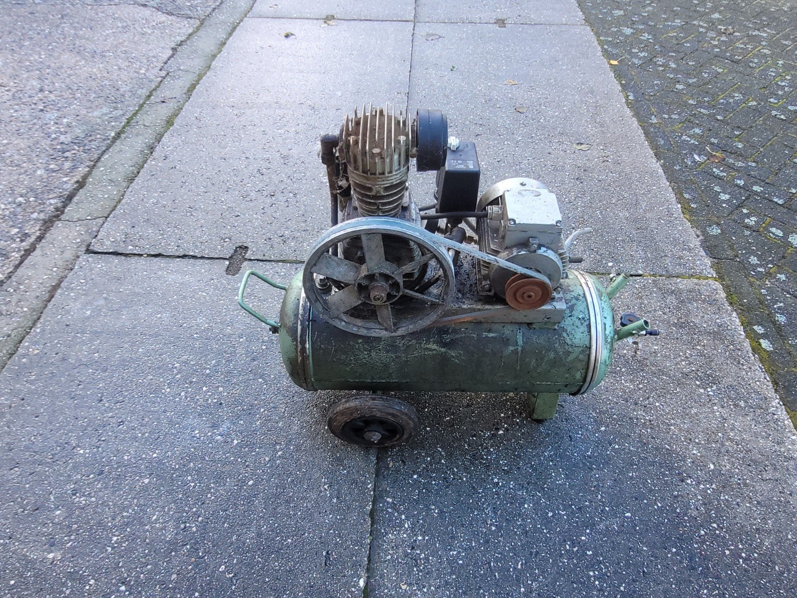 creemers compressor 380 volt, 25 tot 100 liter, Ophalen, Gebruikt