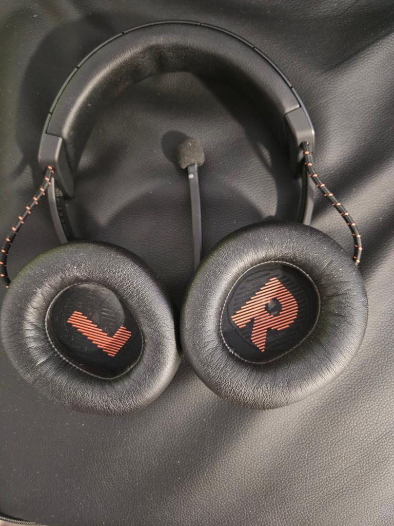 JBL Quantum 610 Wireless Gaming Headset - Zo goed als nieuw, Audio, Tv en Foto, Koptelefoons, Ophalen, Zo goed als nieuw, Over oor (circumaural)