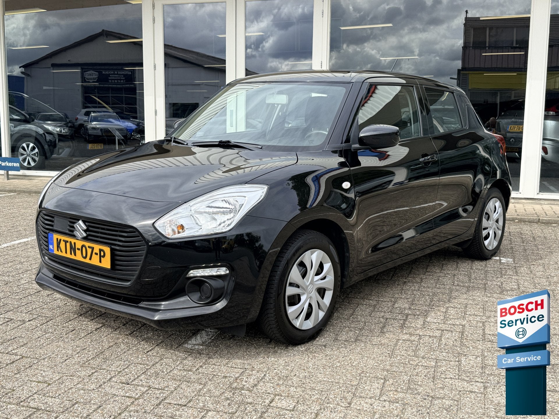 Suzuki Swift 1.2 Club | Adaptive Cruise | Airco | Bluetooth, Voorwielaandrijving, Dealer onderhouden, Stof, Gebruikt