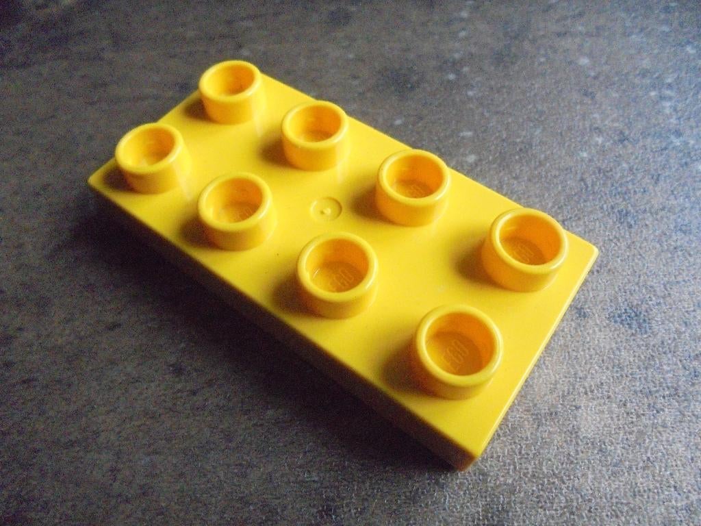 Lego Duplo Plate 2x4x0,5 (zie foto's) 58, Ophalen of Verzenden, Gebruikt, Losse stenen, Duplo