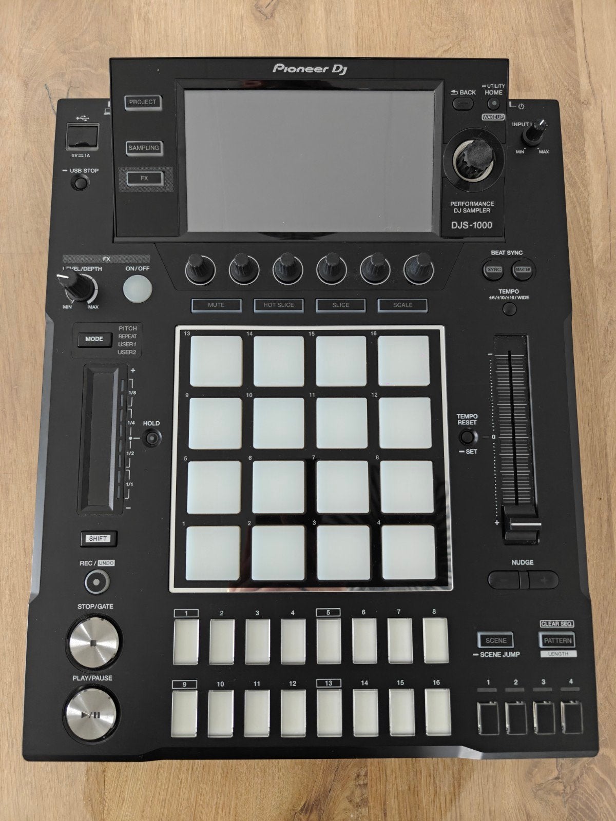 Pioneer DJS-1000, Muziek en Instrumenten, Midi-apparatuur, Ophalen