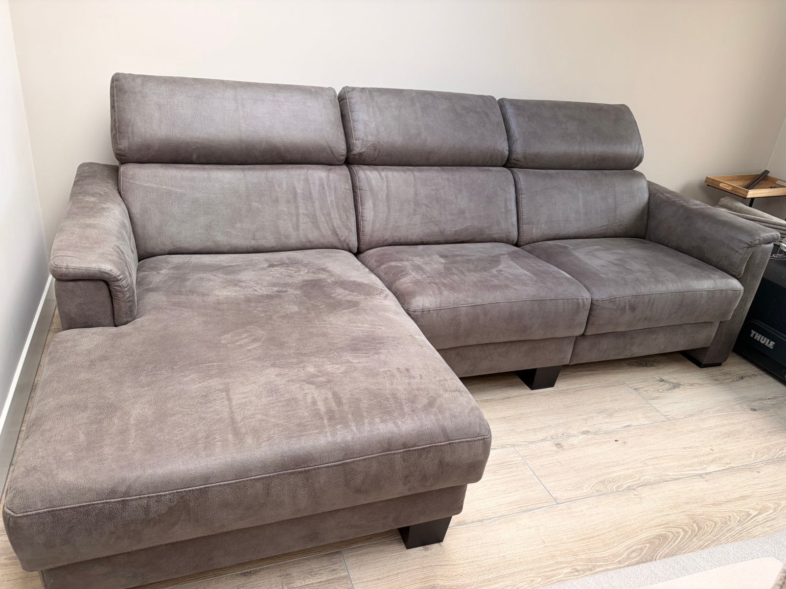 Hoekbank 254 cm: Inhouse Rigas, Huis en Inrichting, Ophalen, 250 tot 300 cm, Hoekbank, Zo goed als nieuw