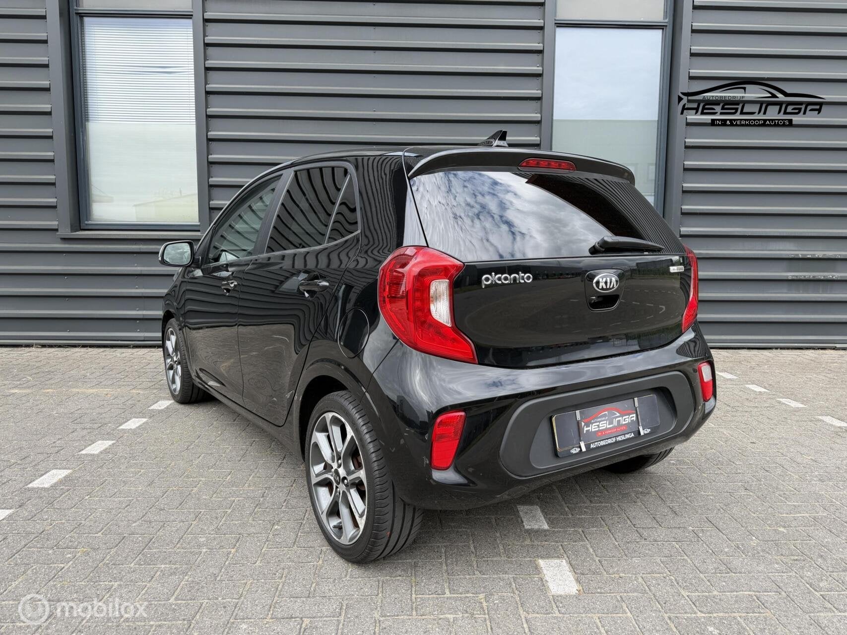Foto 4 van Kia Picanto 1.0 CVVT Design Edition | Leder