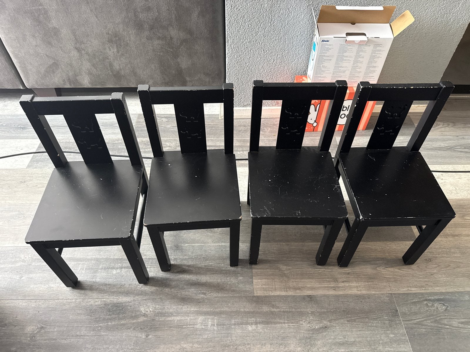 Set van 4 zwarte kinderstoelen, Ophalen, Gebruikt, Stoel(en)
