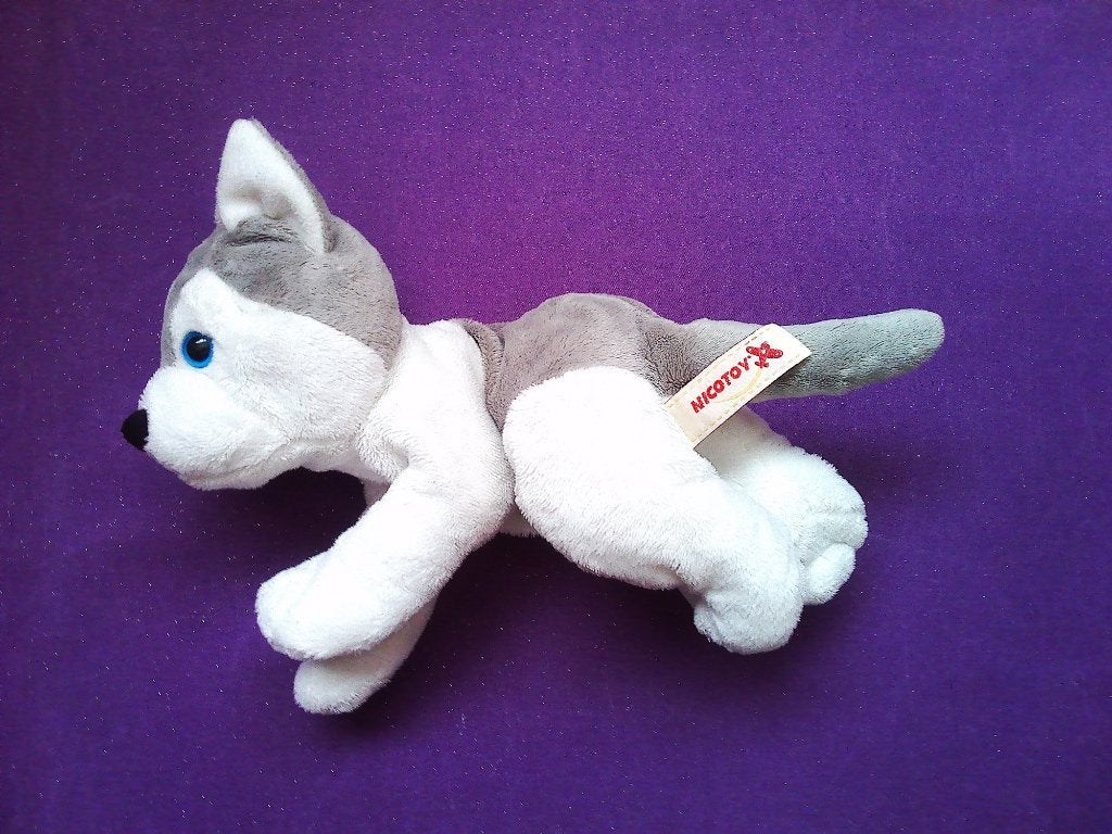 NICOTOY Knuffel HOND HUSKY. 30 CM LIGGEND **Nieuw**, Nieuw, Met label, Middelgroot (20 tot 80 cm), Nicotoy