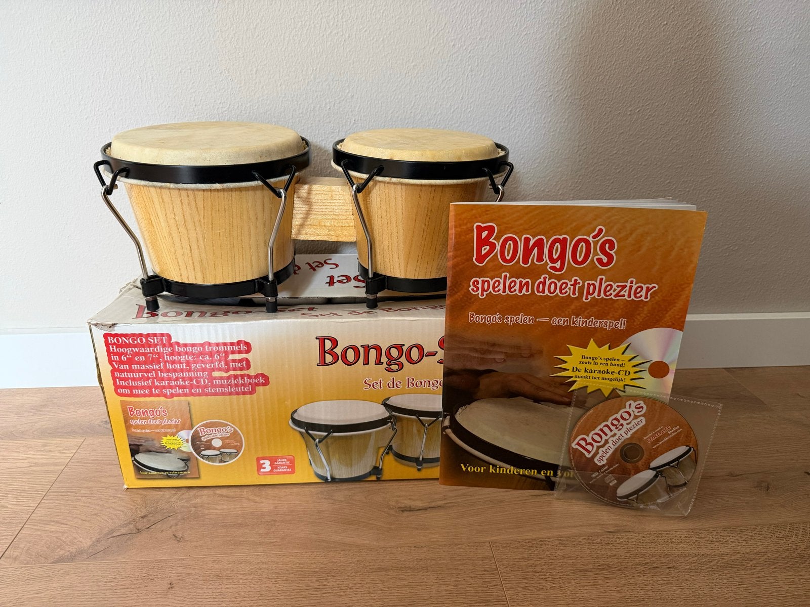 Bongo's spelen doet plezier - Bongo set met boek en CD, Ophalen of Verzenden, Zo goed als nieuw, Overige merken