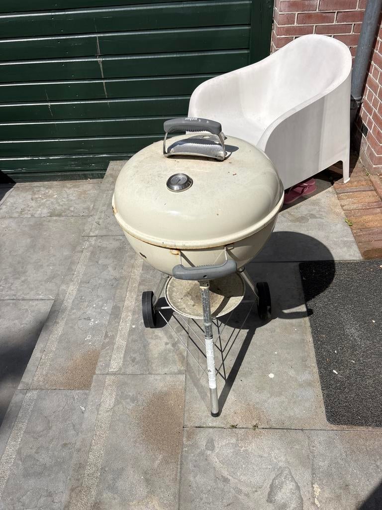 Gebruikte Weber Barbecue - Perfect voor Zomeravonden, Ophalen, Gebruikt