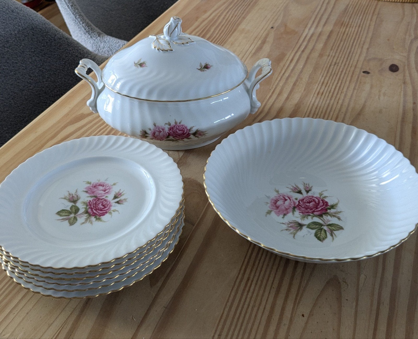 AK Moosrose Servies vintage, Ophalen
