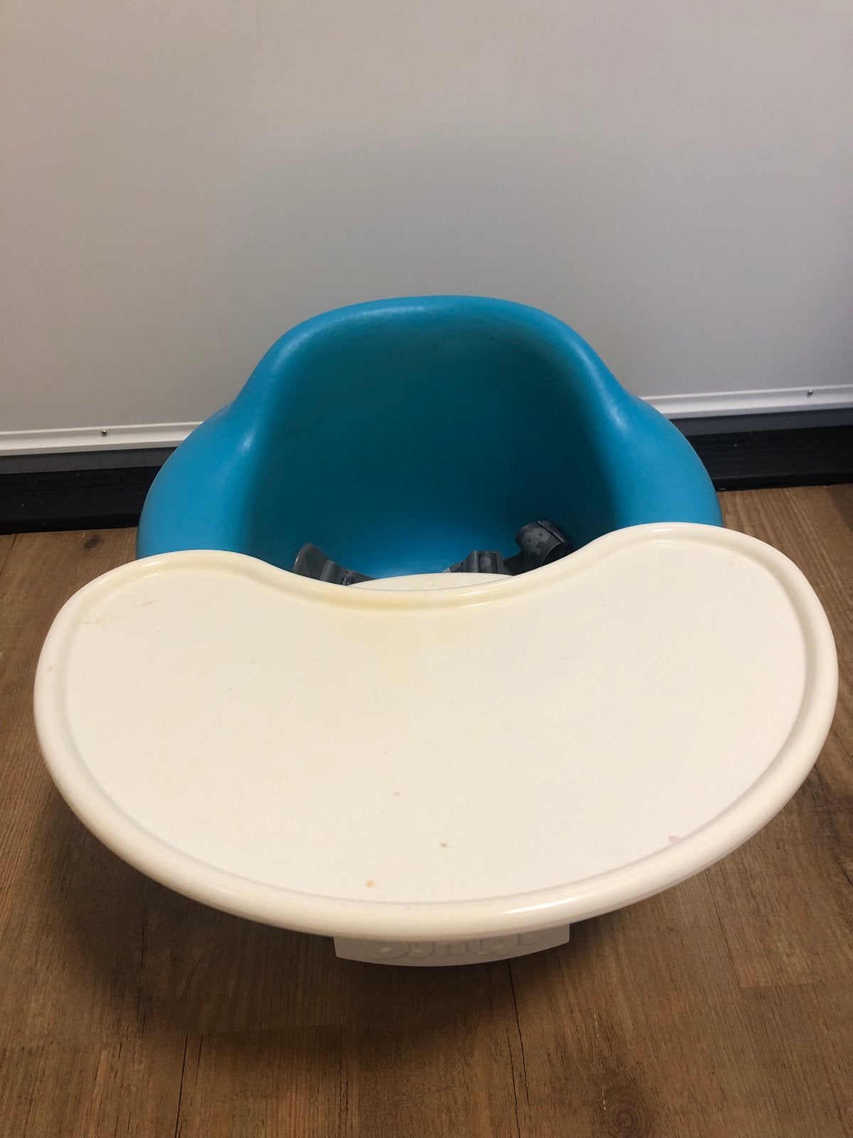 Bumbo stoeltje met afneembaar eetblad, Ophalen of Verzenden, Gebruikt, Overige typen, Afneembaar eetblad
