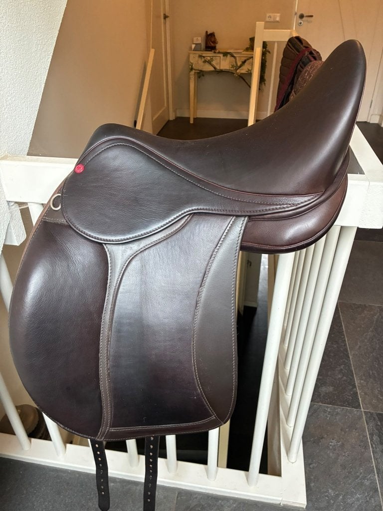 Edix tudor dressuurzadel bruin 17 inch, Gebruikt, Dressuur, M (17 inch), Ophalen of Verzenden