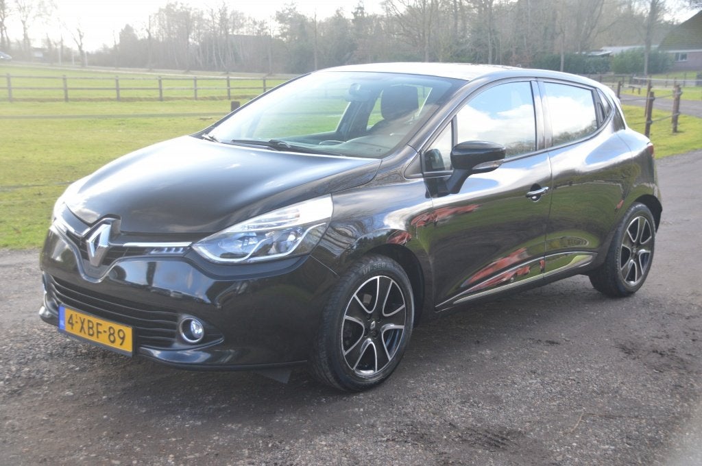 Renault Clio 0.9 TCe Expression Airco Cruise Trekhaak, Auto's, Voorwielaandrijving, Stof, 540 kg, Zwart