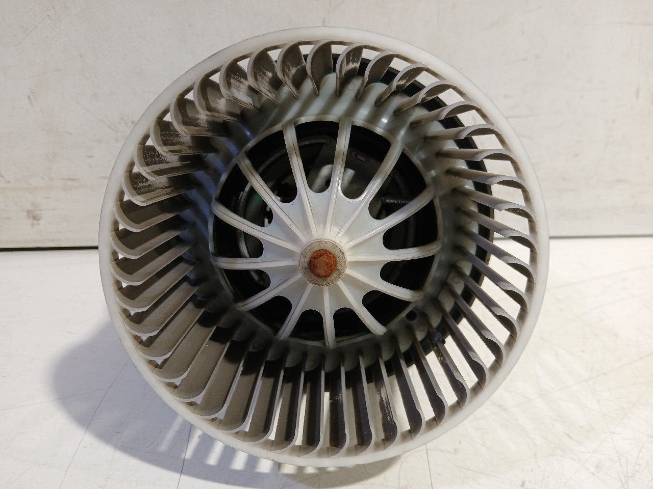 Kachel ventilator motor Land Rover Evoque, Onderdelen@venauto.nl, Van der Ven Autorecycling B.V., Ettenseweg 76, 4706 PB Roosendaal, The Netherlands