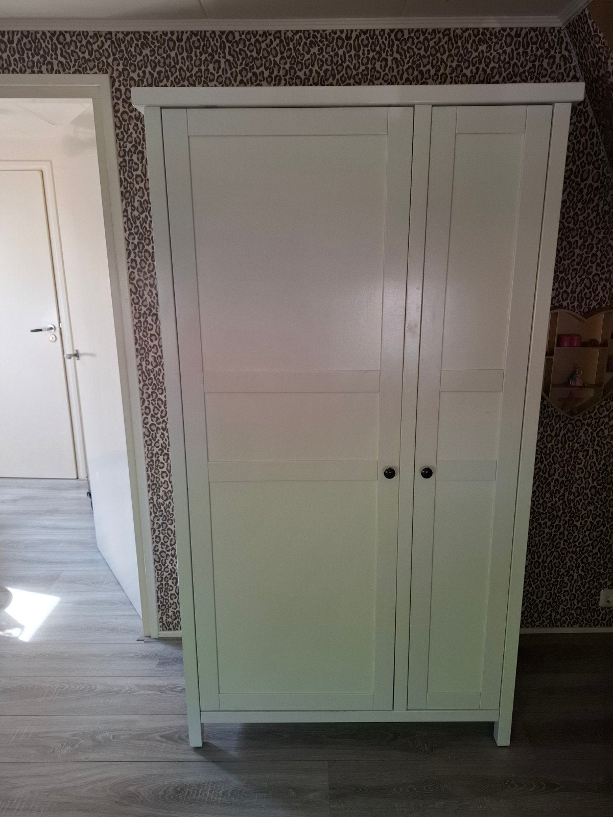 IKEA Hemnes Kledingkast - Wit, 190x107x55 cm, Ophalen, Met deur(en), Gebruikt, 100 tot 150 cm