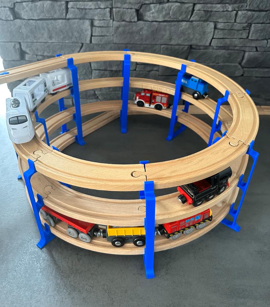 Spiraalbrug voor houten treinbaan - compatible Brio & IKEA, Ophalen of Verzenden, Nieuw, Rij- of Hobbelspeelgoed