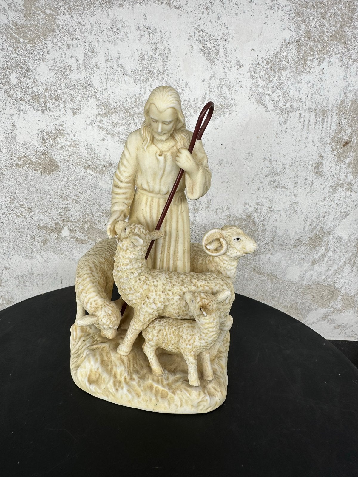 Beeldje De Goede Herder met schapen - Religieus decoratie, Ophalen of Verzenden, Zo goed als nieuw, Beeld(je), Christendom | Katholiek