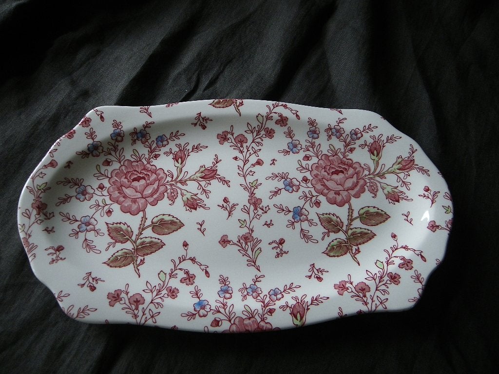 Johnson Brothers/Bros ROSE CHINTZ  Cakeschaal 19 x 33 cm, Overige merken, Ophalen of Verzenden, Overige stijlen, Aardewerk