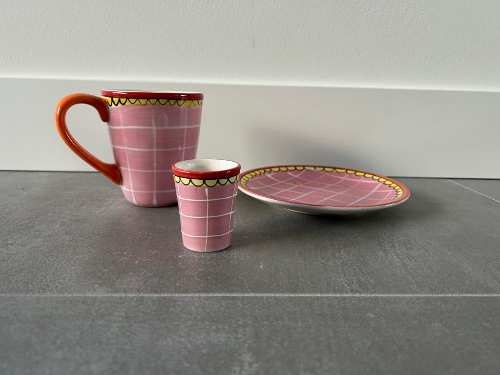 Zo goed als nieuwe roze set van Blond Amsterdam te koop, Ophalen of Verzenden, Zo goed als nieuw, Aardewerk, Bord(en)