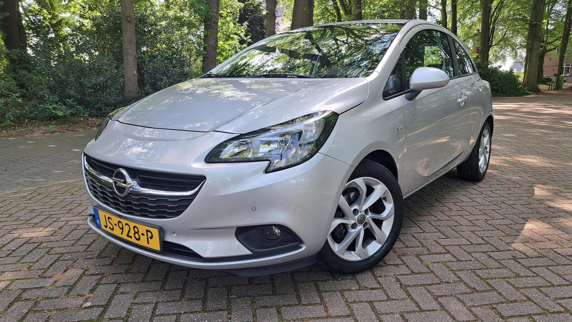 Opel Corsa 1.4 Edition AIRCO PDC LM-VELGEN LPG AF-FABRIEK, Auto's, Voorwielaandrijving, Gebruikt, Leder en Stof, Origineel Nederlands