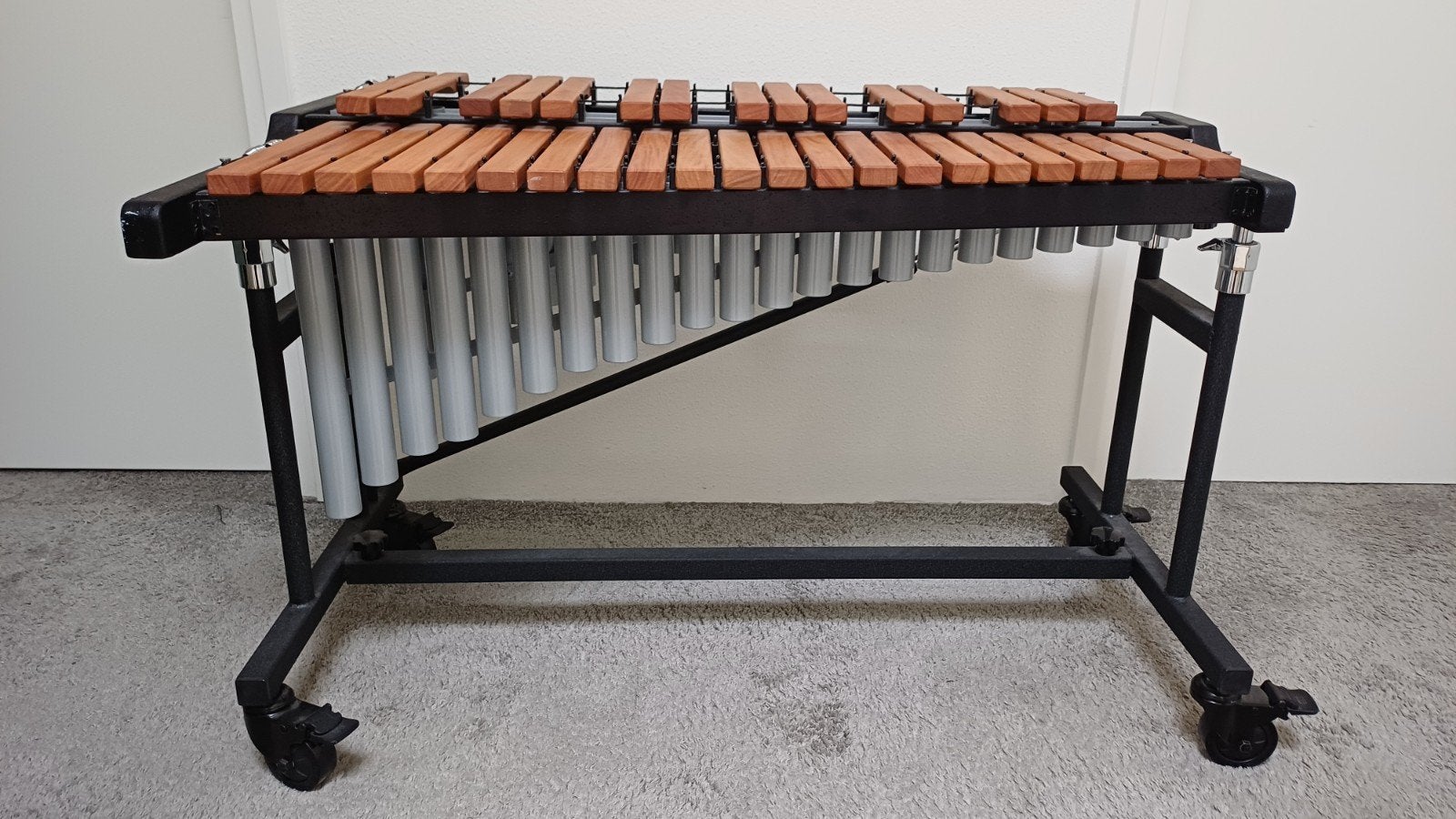 Thomann THM3.0 marimba - zo goed als nieuw


Waar bent u na