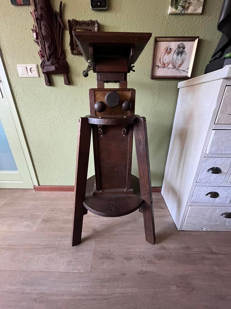 Bijzondere plantentafel ( replica oud statief: zie foto), Ophalen, Gebruikt