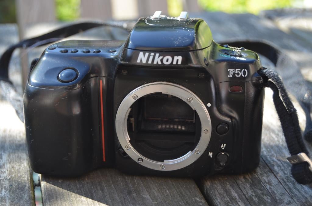 Nikon F50 body, GEEN lens dus, Audio, Tv en Foto, Fotocamera's Analoog, Ophalen of Verzenden, Gebruikt, Spiegelreflex, Nikon