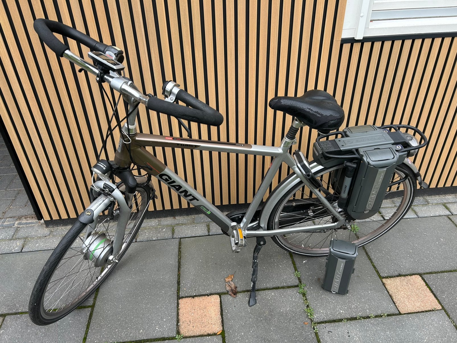 Giant E-bike met nieuwe accu, Ophalen, Gebruikt, Giant